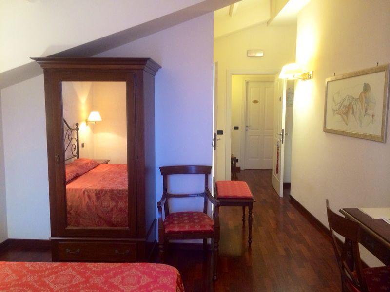 Hotel Chiara 3*